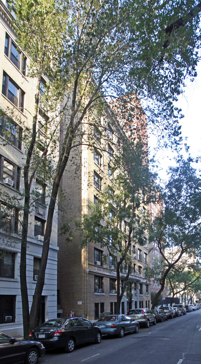 160 W 95th St in New York, NY - Foto de edificio - Building Photo