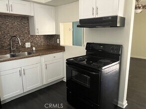 36953 Bankside Dr, Unit 3 in Cathedral City, CA - Building Photo - Building Photo