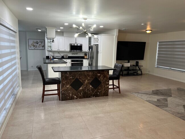 property at 1010 Hollywood Blvd