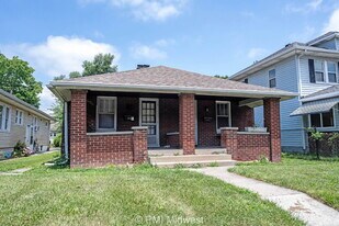 5010 E 10th St in Indianapolis, IN - Building Photo
