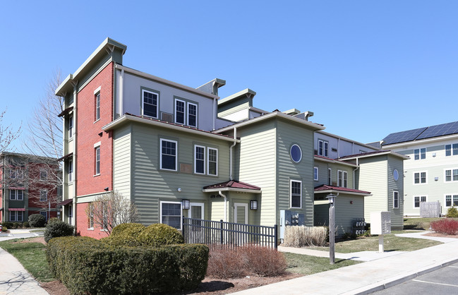 The Villages at Hospital Hill Apartments in Northampton, MA - Building Photo - Building Photo