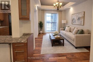 237 Vaughan Rd in Toronto, ON - Building Photo