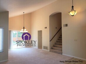 517 Mesa Verde Pl in Pleasant Hill, CA - Building Photo - Building Photo