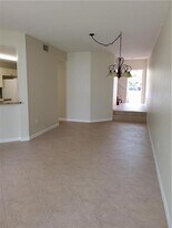 3002 Deer Creek Country Club Blvd in Deerfield Beach, FL - Building Photo