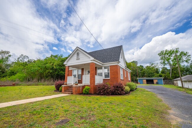 property at 2010 Platt Springs Rd