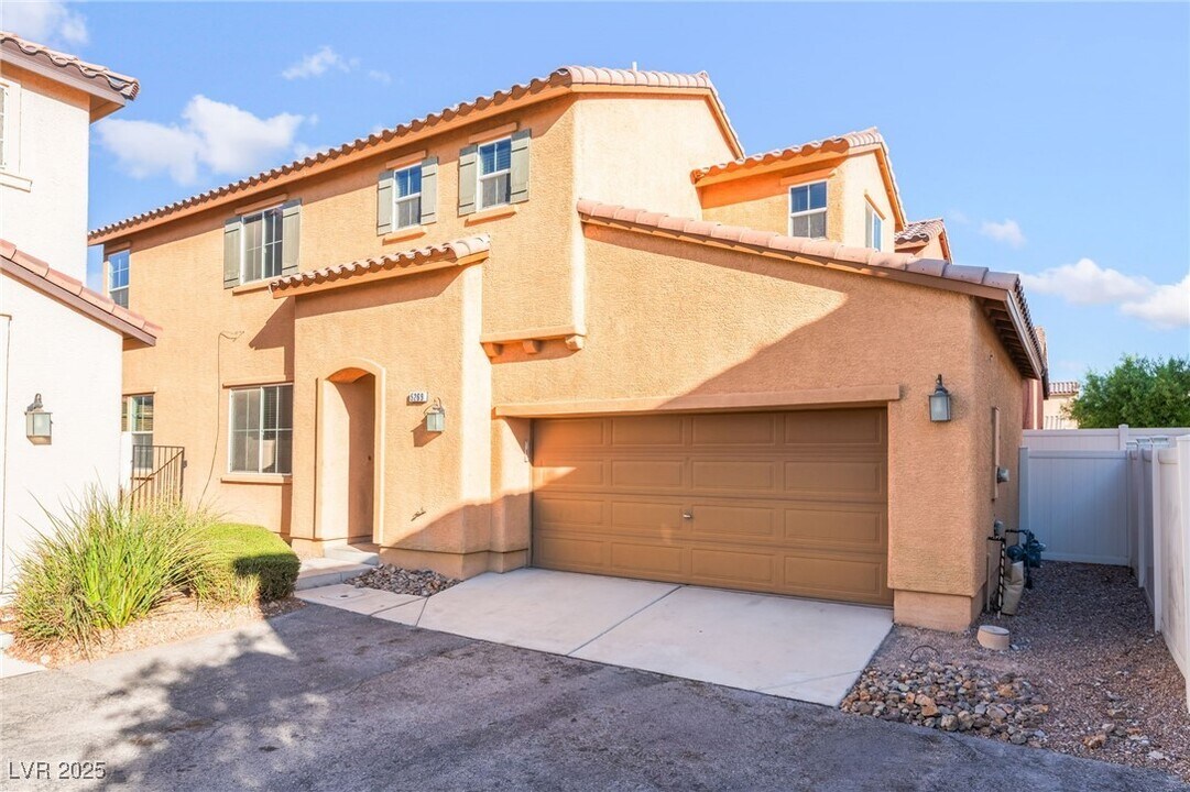 5269 Brazelton St in North Las Vegas, NV - Building Photo