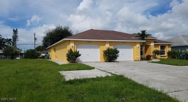 property at 1418 SE 24th Ave