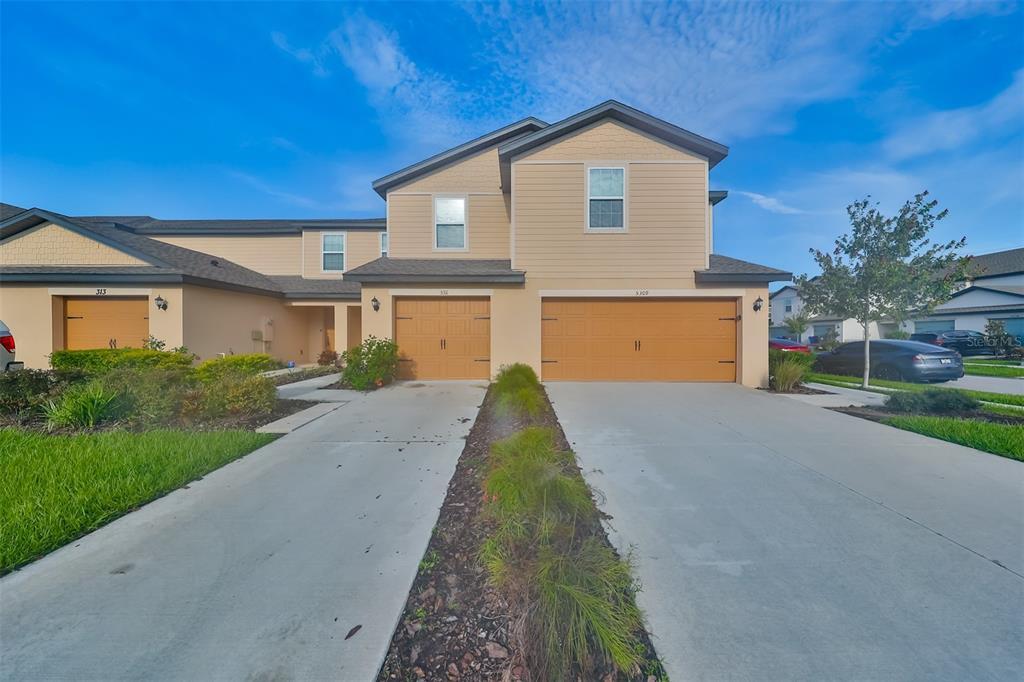 5311 New Friendship Pl in Tampa, FL - Building Photo
