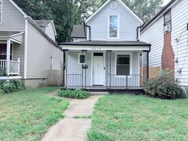 6614 Chamberlain Ave in University City, MO - Building Photo