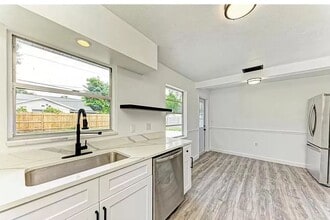 2653 Trinidad St in Sarasota, FL - Building Photo - Building Photo
