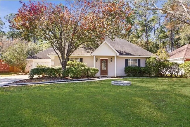 122 Woodcrest Dr in Covington, LA - Building Photo - Building Photo