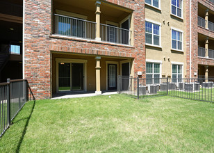 Lost Creek Apartments Homes in Grand Prairie, TX - Building Photo - Other