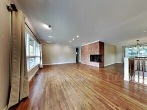 3548 S Winston Ave in Tulsa, OK - Building Photo - Building Photo