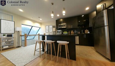 1616 Beacon St, Unit 3 in Brookline, MA - Foto de edificio - Building Photo