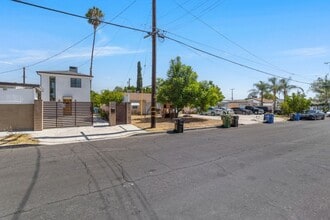 7754 Ben Ave in Los Angeles, CA - Building Photo - Building Photo
