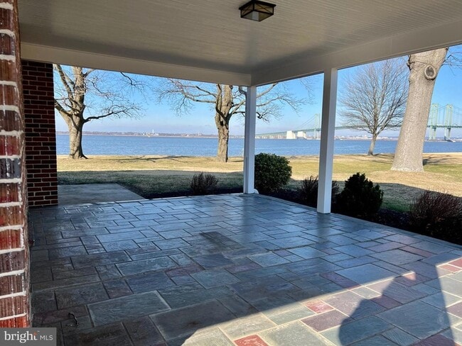 289 N River Dr in Pennsville Township, NJ - Foto de edificio - Building Photo