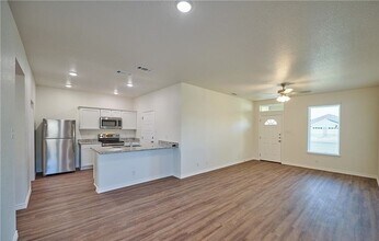 1106 Carlsberg Dr in Killeen, TX - Building Photo - Building Photo