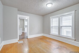 328 Parkway Ave in Oshkosh, WI - Building Photo - Building Photo