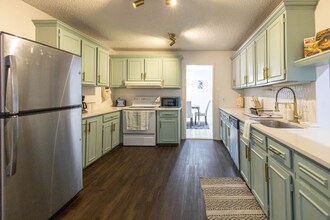 6710 La Costa Dr in Rowlett, TX - Building Photo - Building Photo