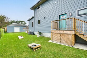 4727 N Kiona Ave in Chicago, IL - Building Photo - Building Photo