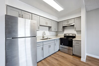 Bella Vista Senior Apartments in Huntington Park, CA - Building Photo - Interior Photo