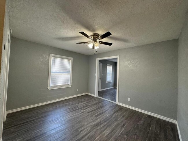 2100 NE 19th St in Oklahoma City, OK - Building Photo - Building Photo