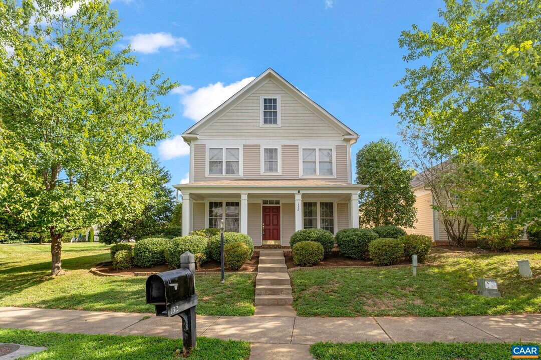 132 St Andrews St in Zion Crossroads, VA - Building Photo