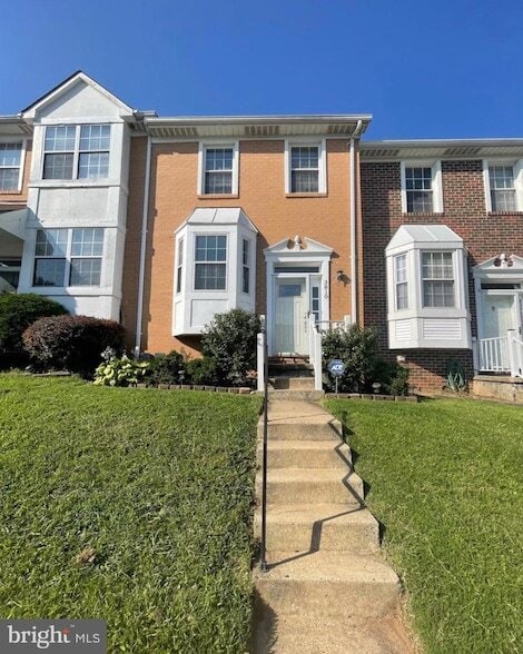 property at 3810 Glenview Terrace