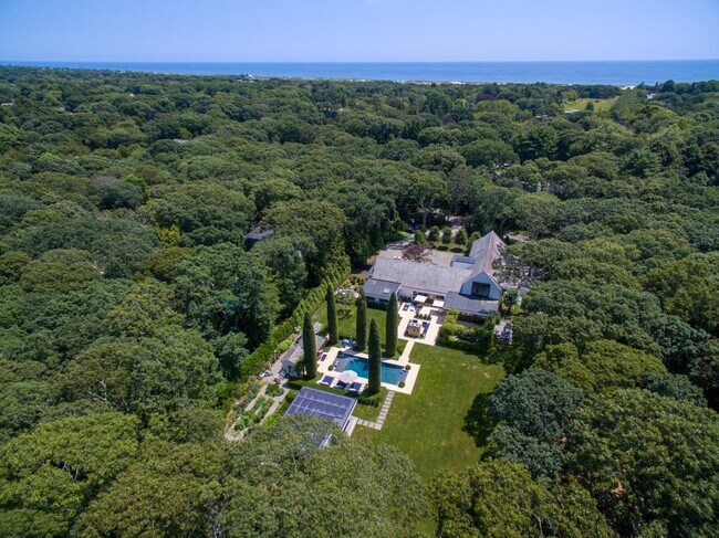 179 Skimhampton Rd in Amagansett, NY - Building Photo - Building Photo