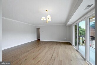 3200 S 28th St in Alexandria, VA - Building Photo - Building Photo