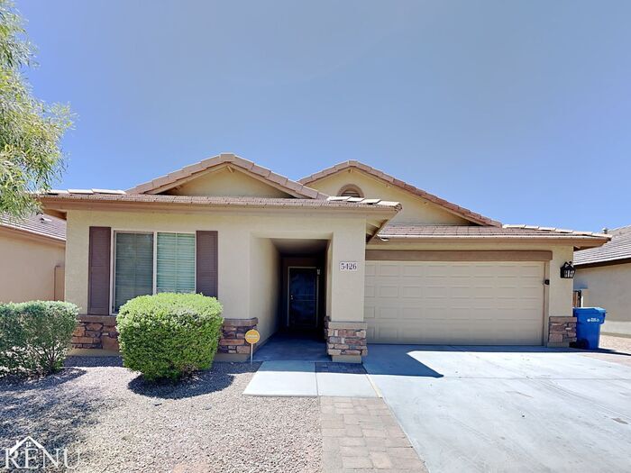 5426 S 30th Glen in Phoenix, AZ - Building Photo