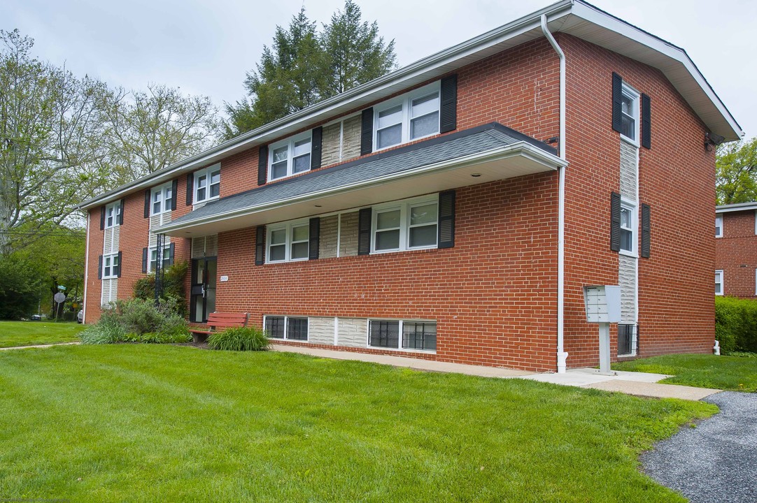 Mt. Washington Park Apartments in Baltimore, MD - Building Photo