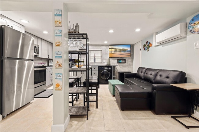 property at 27 S Oakland Ave