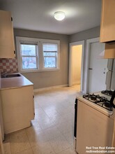 8 Woodside Ave in Boston, MA - Building Photo - Building Photo