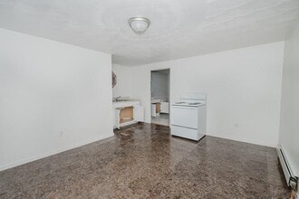 983 2nd St in Nanty Glo, PA - Building Photo - Building Photo