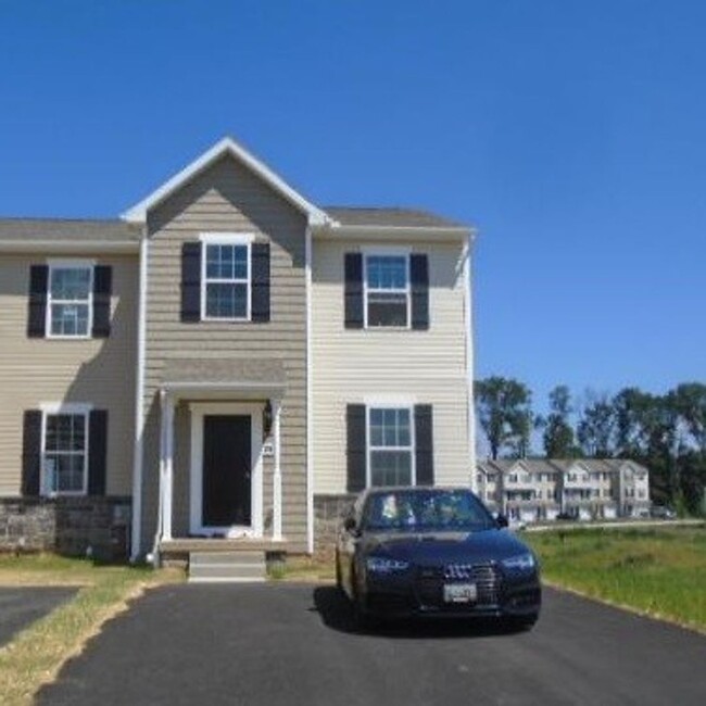 property at 292 Homestead Dr