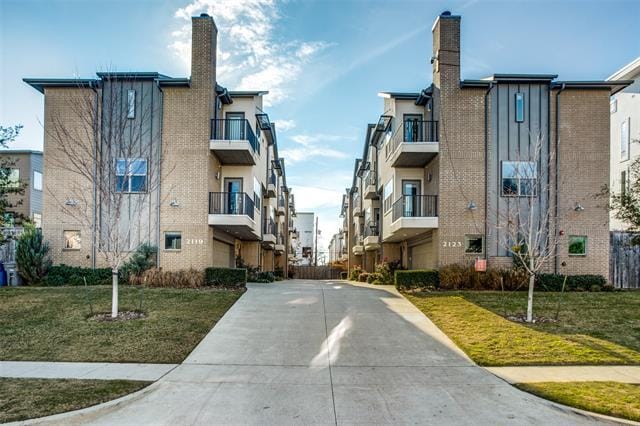2123 Bennett Ave in Dallas, TX - Foto de edificio - Building Photo