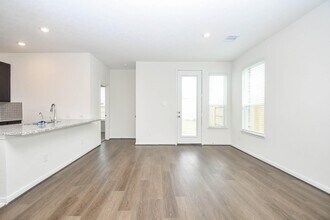 25230 Benroe St in Katy, TX - Building Photo - Building Photo