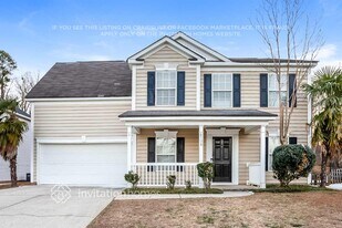 8138 Chatham Oaks Dr, Unit 201 in Concord, NC - Building Photo