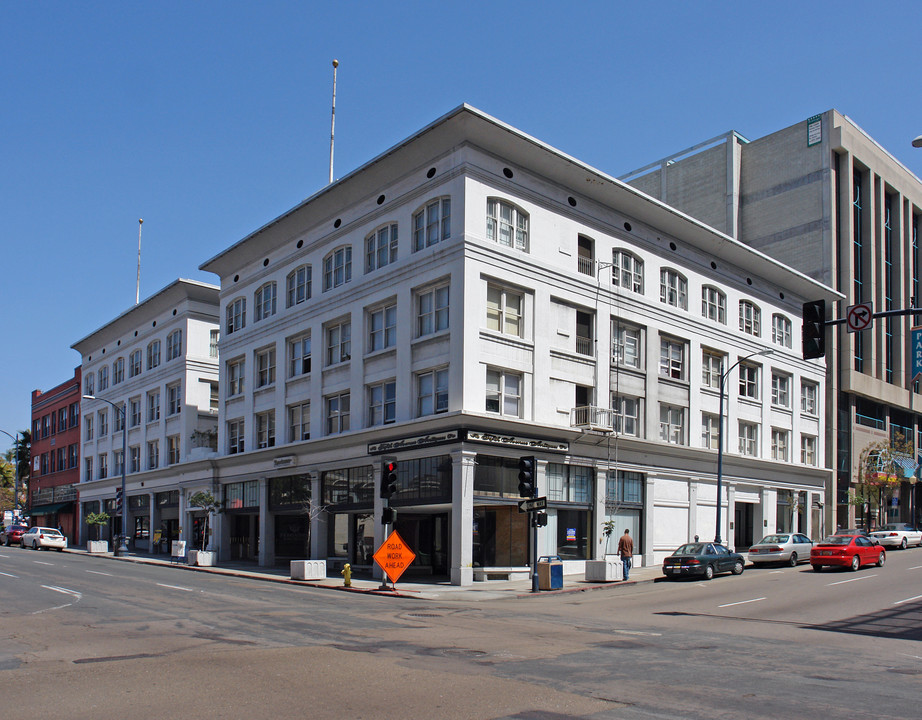 Sandford Hotel in San Diego, CA - Foto de edificio