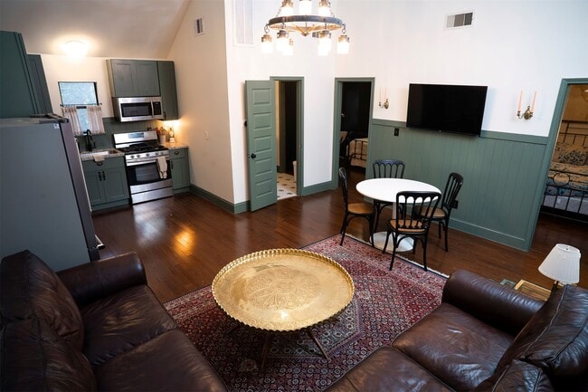 property at 2522 Calumet St