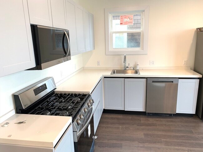 80 Adams St in Boston, MA - Building Photo - Building Photo