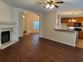 706 Tom Kite Dr in Round Rock, TX - Building Photo - Building Photo