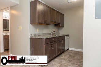 1830 Whittier St in Lincoln, NE - Building Photo - Building Photo