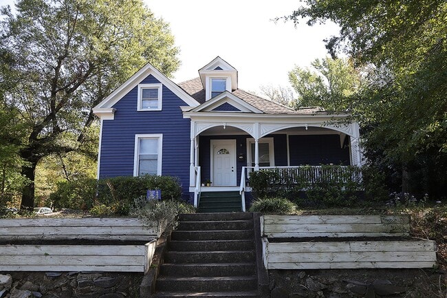 property at 830 Onslow St