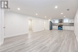 62 Sandra Ave in Kitchener, ON - Building Photo - Building Photo