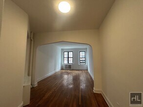 1075 1st Ave in New York, NY - Building Photo - Building Photo