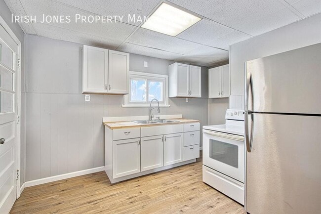152 Stevens St in Lockport, NY - Building Photo - Building Photo