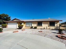 19160 Corwin Rd in Apple Valley, CA - Building Photo
