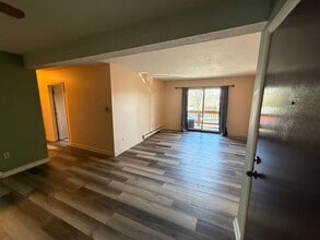 1088 Dover, 203 in Epsom, NH - Building Photo - Building Photo